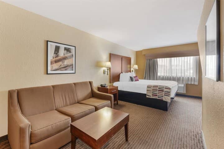 Room 5 of 46