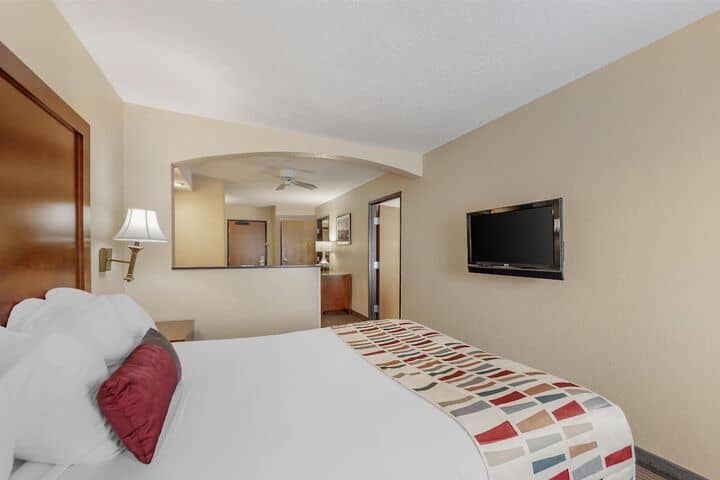 Room 10 of 46