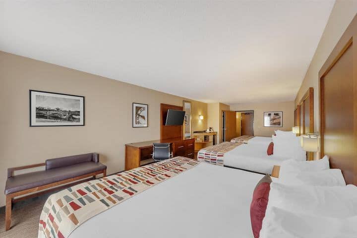 Room 15 of 46